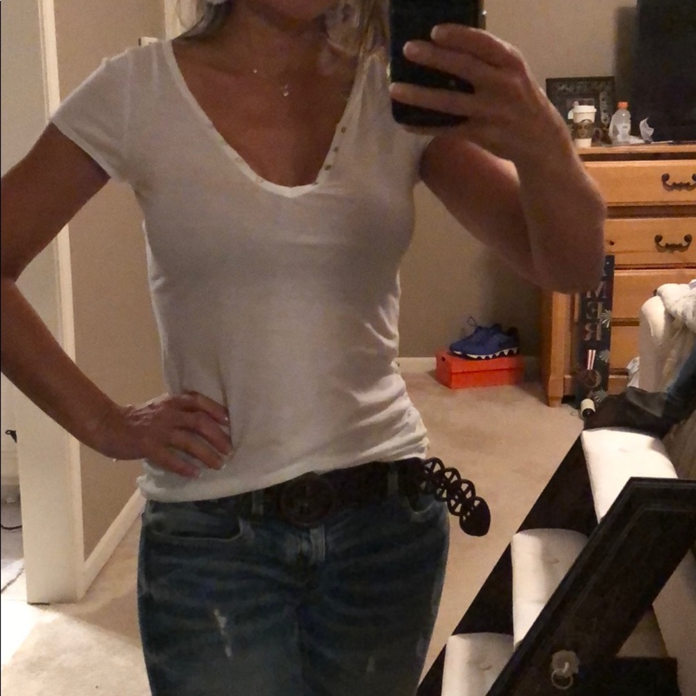 Guess T-shirt